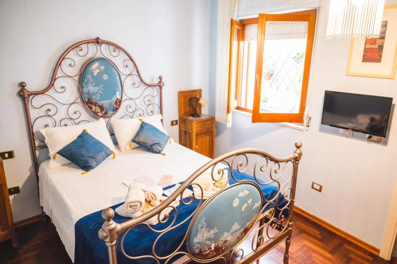 Bed and Breakfast Casa Tonina Carloforte  Exterior foto