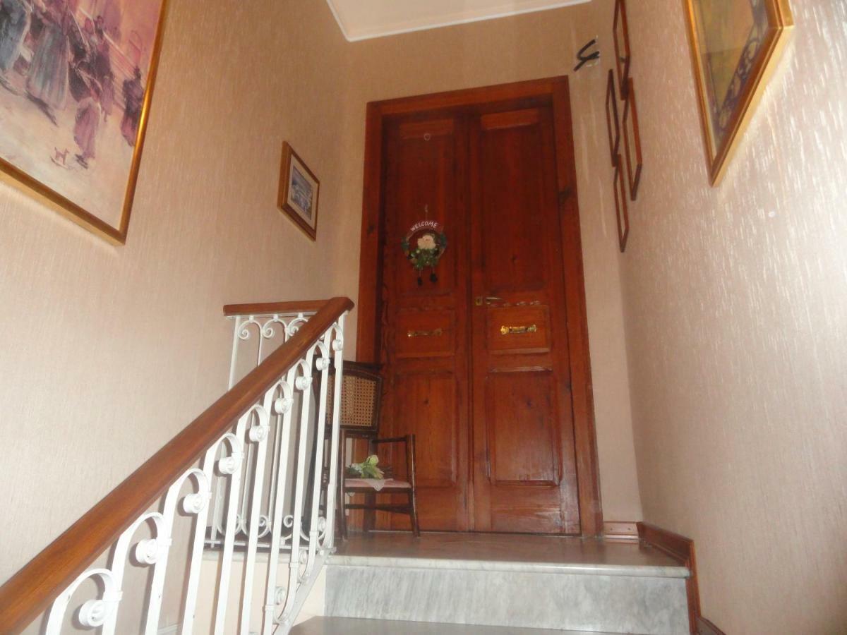 Bed and Breakfast Casa Tonina Carloforte  Exterior foto